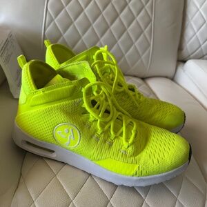 Zumba Air Funk Neon Yellow Sneakers Womens 9.5 Dance Fitness Shoes